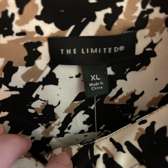 NWT *Great for Work* THE LIMITED Black, Tan and White Houndstooth Blouse,Size XL - Picture 7 of 14